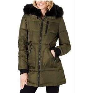 Vince Camuto Green Faux Fur Coat Size Large